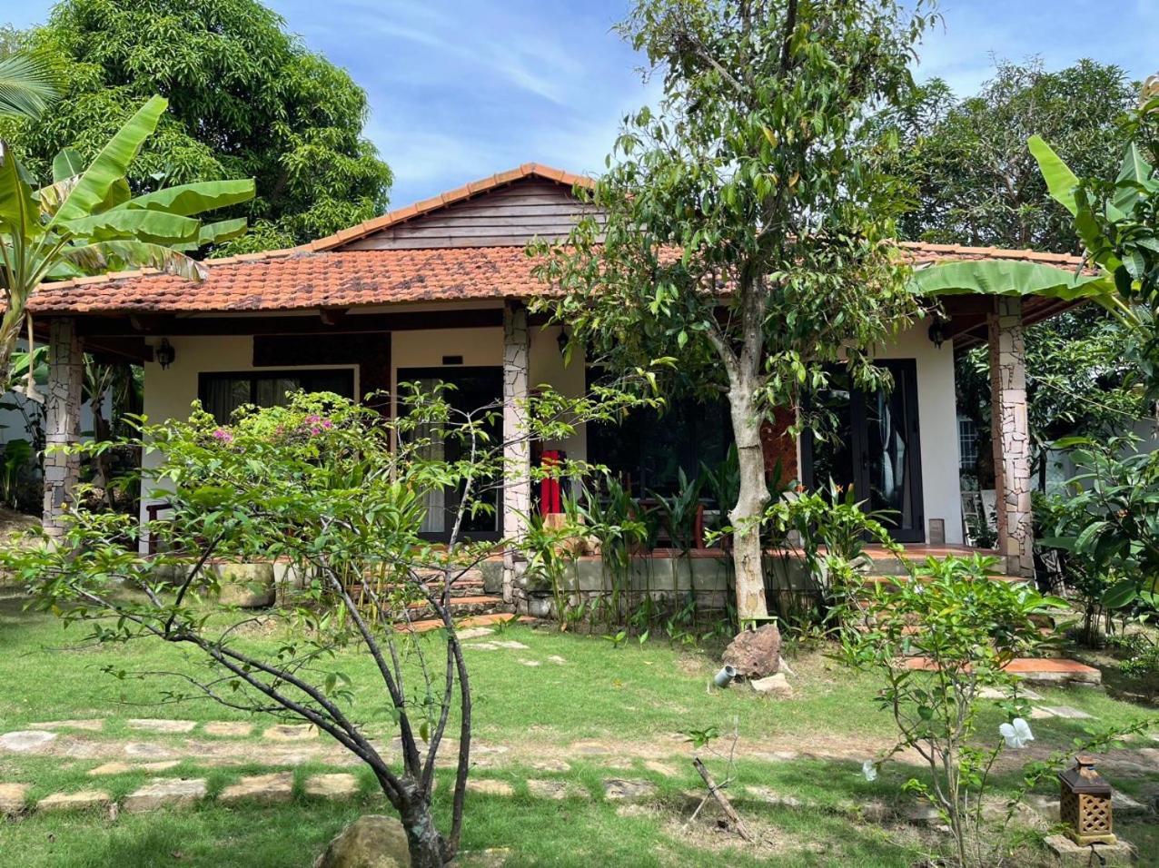 Freedom Beach Resort Phu Quoc Exterior foto